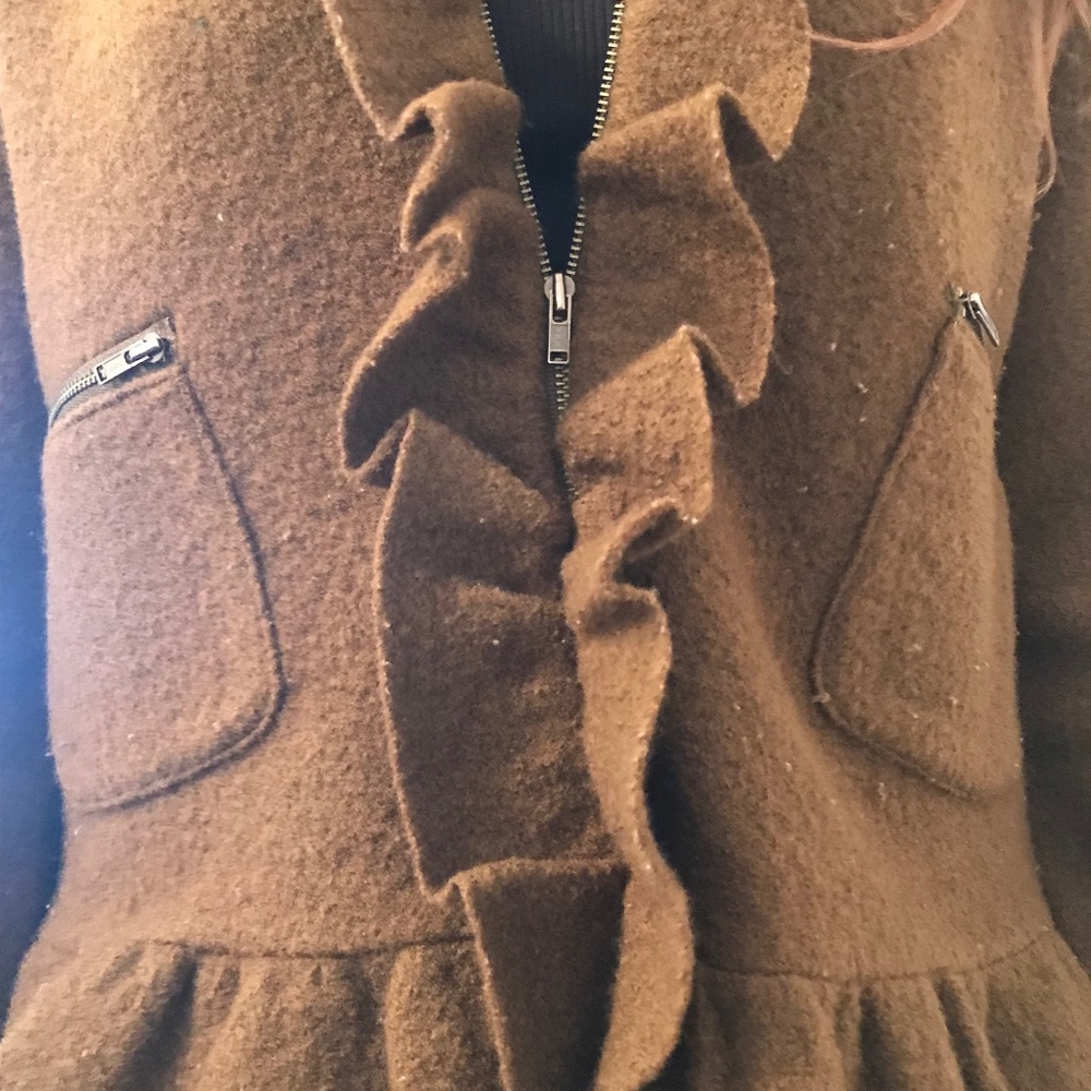 Ann Taylor Loft Olive Green Ruffle Blazer - Picture 3 of 3